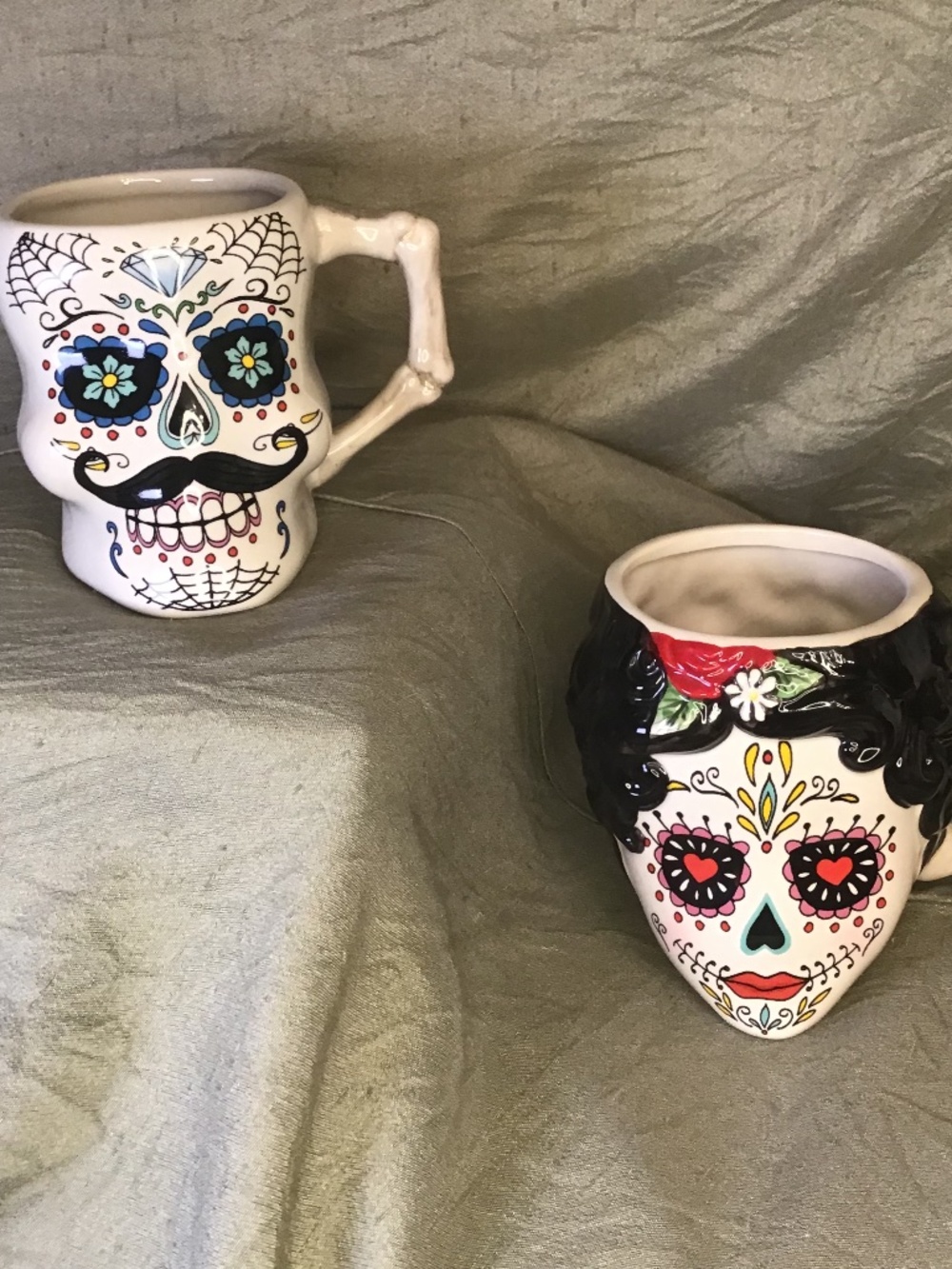 Cracker Barrel Day of the Dead 3D Set of 2 Male Female Sugar Skull Oversized Mug
